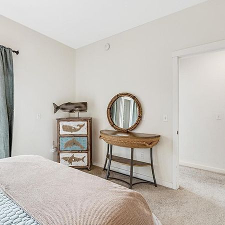 Serenity By The Sea Apartment Рокълей Бийч Екстериор снимка