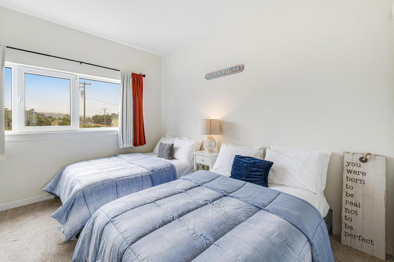 Serenity By The Sea Apartment Рокълей Бийч Екстериор снимка